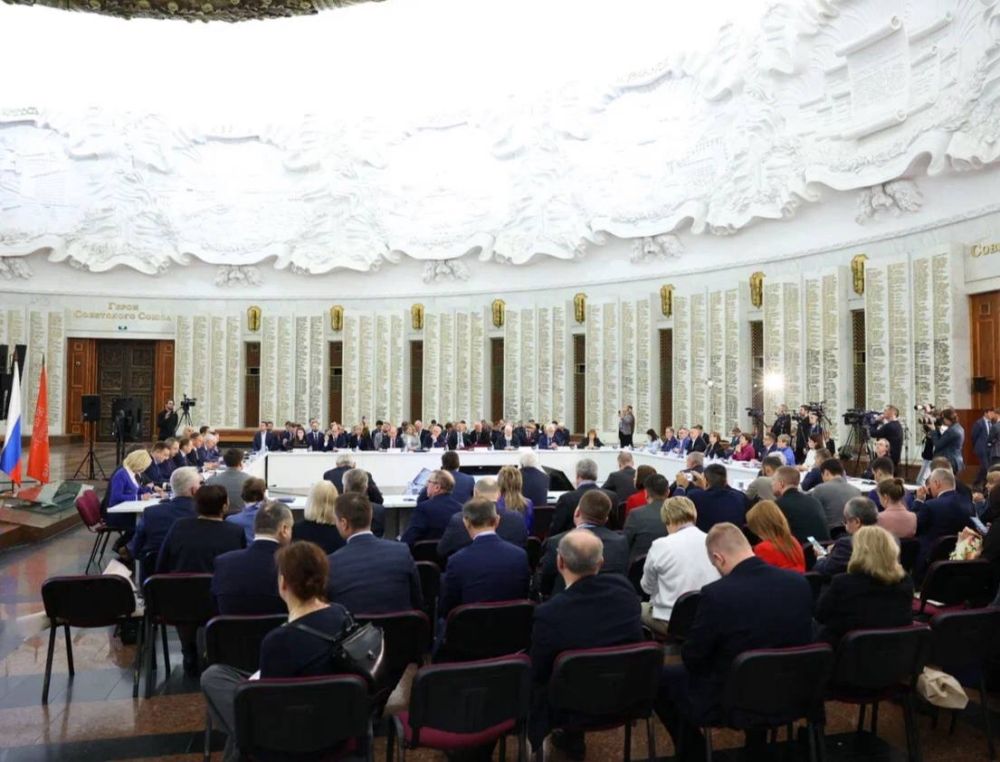 Ольга Казакова: На расширенном заседании Общественного совета партийного проекта "Единой России" "Историческая память" обсудили задачи на год 80-летия Великой Победы Ольга Казакова: На расширенном заседании Общественного совета партийного проекта "Единой России" "Историческая память" обсудили задачи на год 80-летия Великой Победы