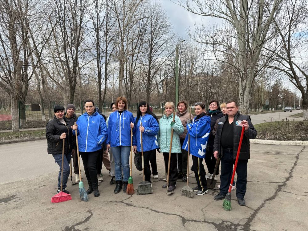 Кировчане снова объединились для наведения чистоты и порядка в городе Кировчане снова объединились для наведения чистоты и порядка в городе