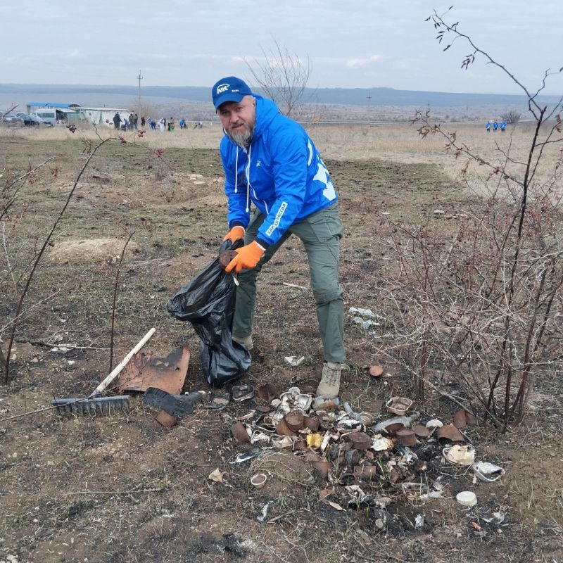 Валентина Харлашка: Депутаты Макеевского городского совета поддержали инициативу Главы ДНР Дениса Владимировича Пушилина по проведению субботников на территории автомобильных пунктов пропуска Валентина Харлашка: Депутаты Макеевского городского совета поддержали инициативу Главы ДНР Дениса Владимировича Пушилина по проведению субботников на территории автомобильных пунктов пропуска