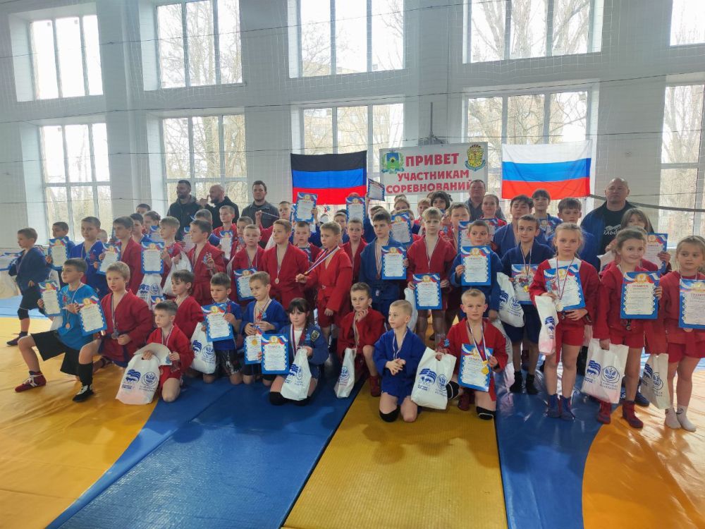 Городской турнир по самбо среди юношей и девушек 2015-2017 г. р Городской турнир по самбо среди юношей и девушек 2015-2017 г. р