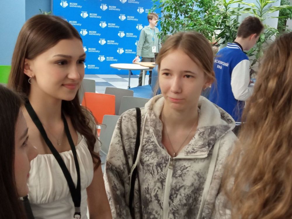 Всероссийская олимпиада школьников по испанскому языку: школьница из ДНР на пути к успеху! Всероссийская олимпиада школьников по испанскому языку: школьница из ДНР на пути к успеху!