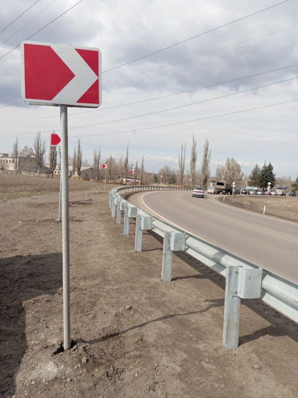В выходные дни тоже продолжаем работать, чтобы скорее привести в порядок сеть дорог общего пользования В выходные дни тоже продолжаем работать, чтобы скорее привести в порядок сеть дорог общего пользования