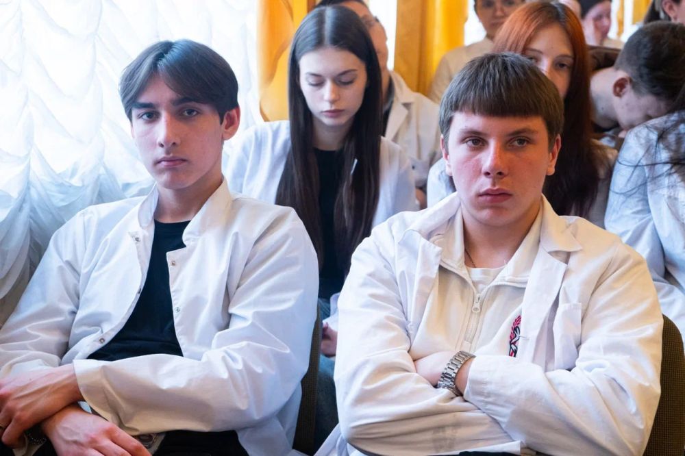 От твоих действий зависит жизнь окружающих От твоих действий зависит жизнь окружающих