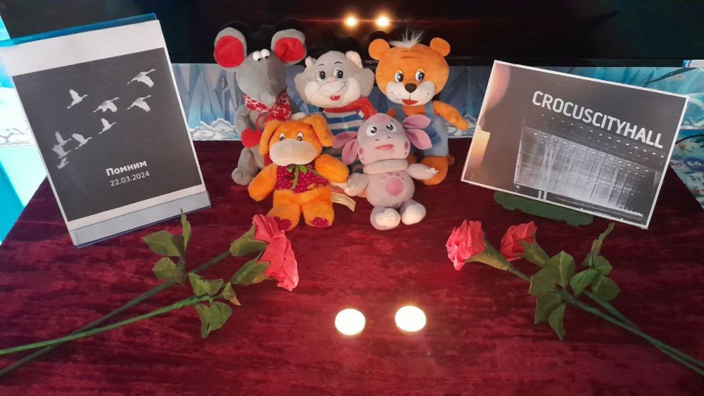 Ровно год назад мы стали свидетелями трагических событий, которые потрясли нашу страну Ровно год назад мы стали свидетелями трагических событий, которые потрясли нашу страну