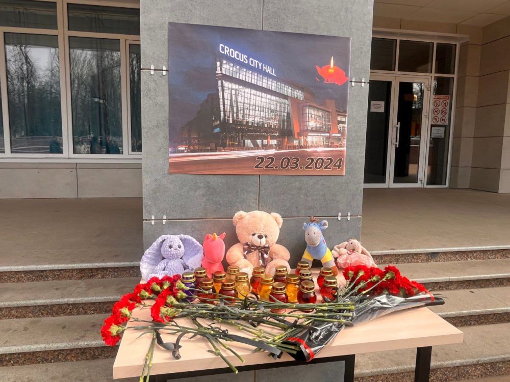 Константин Зинченко: Сегодня мы вспоминаем трагические события, произошедшие год назад в «Крокус Сити Холле» Константин Зинченко: Сегодня мы вспоминаем трагические события, произошедшие год назад в «Крокус Сити Холле»