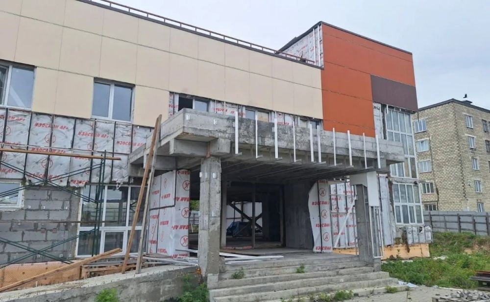 #* Подборка интересных новостей из регионов к этому часу: #* Подборка интересных новостей из регионов к этому часу: