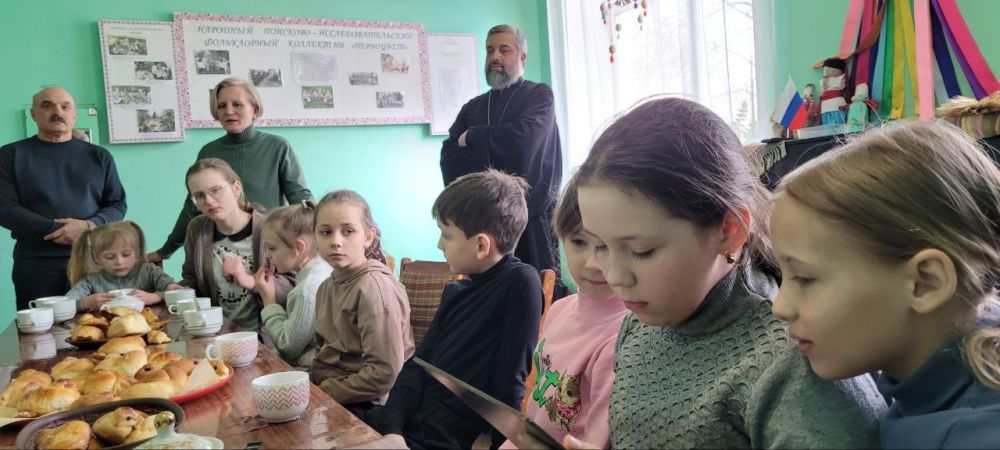 22 марта в МБУ "Златоустовский ЦНТ" прошла встреча с Настоятелем храма Иоанна Златоуста, Отцом Сергием 22 марта в МБУ "Златоустовский ЦНТ" прошла встреча с Настоятелем храма Иоанна Златоуста, Отцом Сергием