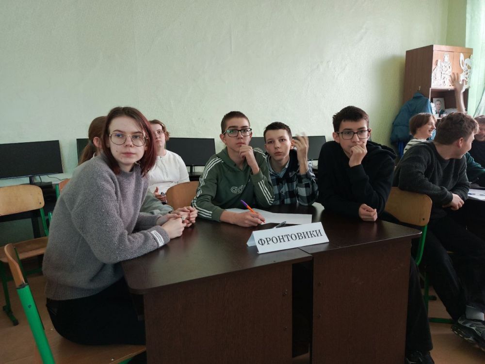 ДЕСЯТЬ СТАЛИНСКИХ УДАРОВ! ДЕСЯТЬ СТАЛИНСКИХ УДАРОВ!