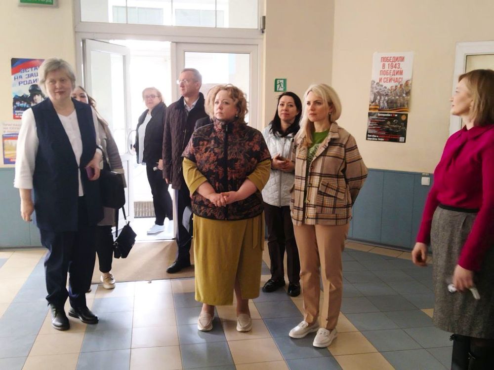 Делегация из Липецкой области посетила Республиканский центр занятости ДНР и его территориальный орган в г.Донецке Делегация из Липецкой области посетила Республиканский центр занятости ДНР и его территориальный орган в г.Донецке