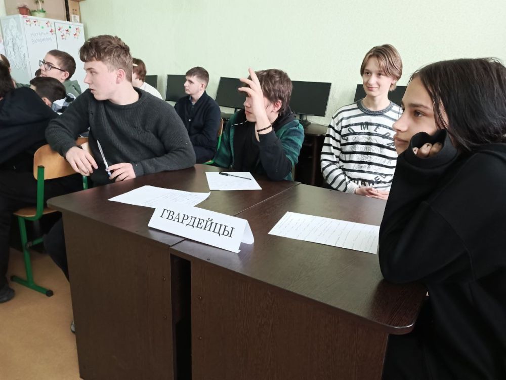 ДЕСЯТЬ СТАЛИНСКИХ УДАРОВ! ДЕСЯТЬ СТАЛИНСКИХ УДАРОВ!