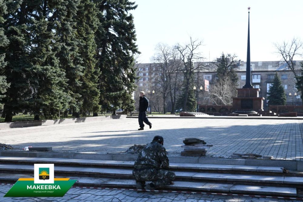В Макеевке активно ведутся работы по ремонту мемориалов, памятников и обелисков воинской славы в рамках подготовки к 80-летию Победы в Великой Отечественной войне В Макеевке активно ведутся работы по ремонту мемориалов, памятников и обелисков воинской славы в рамках подготовки к 80-летию Победы в Великой Отечественной войне