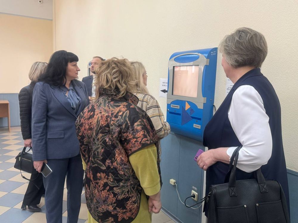 Делегация из Липецкой области посетила Республиканский центр занятости Донецкой Народной Республики Делегация из Липецкой области посетила Республиканский центр занятости Донецкой Народной Республики