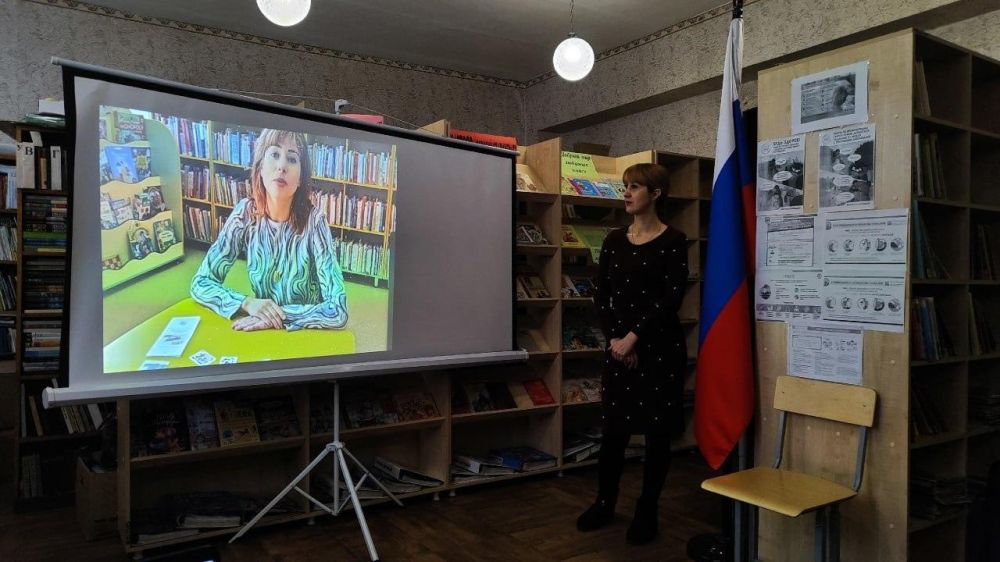 Школьники Ждановки познакомились с творчеством поэтов из Магадана Школьники Ждановки познакомились с творчеством поэтов из Магадана