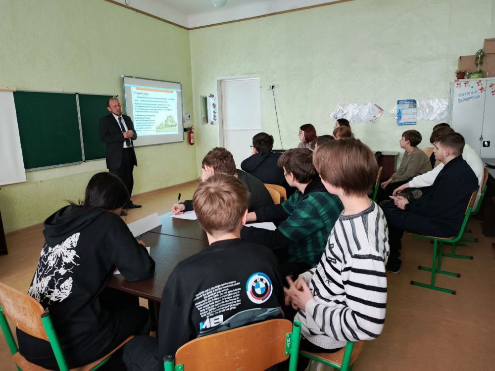 ДЕСЯТЬ СТАЛИНСКИХ УДАРОВ! ДЕСЯТЬ СТАЛИНСКИХ УДАРОВ!