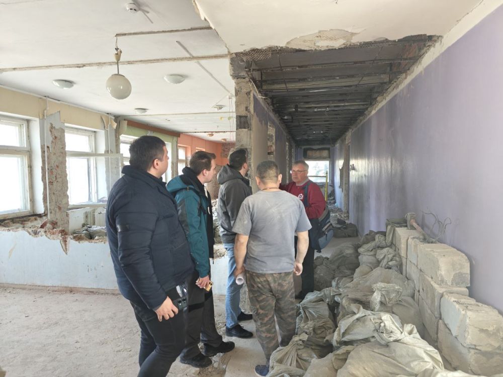 Борис Трима: В Мангуше начался ремонт помещения, где будет размещаться единая дежурно-диспетчерская служба (ЕДДС) Борис Трима: В Мангуше начался ремонт помещения, где будет размещаться единая дежурно-диспетчерская служба (ЕДДС)