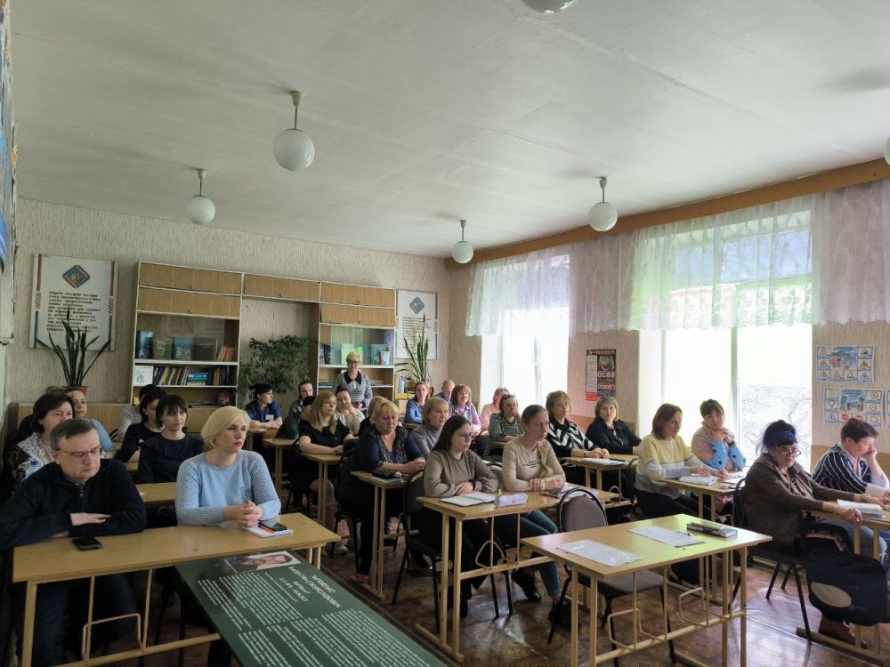 Татьяна Темникова: Встречи с трудовым коллективом в Ленинском районе города Донецка продолжаются Татьяна Темникова: Встречи с трудовым коллективом в Ленинском районе города Донецка продолжаются