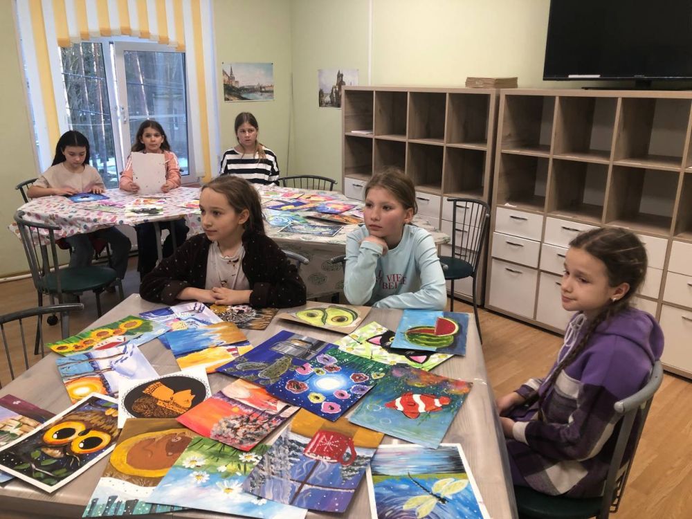 Как прошли первые два дня для школьников из Мариуполя в петербургском лагере «Молодежное» Как прошли первые два дня для школьников из Мариуполя в петербургском лагере «Молодежное»