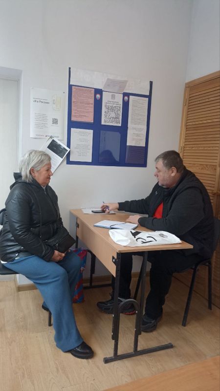 На прошедшей неделе приемы граждан и встречи с населением провели председатель Мангушского муниципального совета Ставрулов Михаил Валентинович, депутаты муниципального совета Попруженко Артем Викторович, Ситников Евгений... На прошедшей неделе приемы граждан и встречи с населением провели председатель Мангушского муниципального совета Ставрулов Михаил Валентинович, депутаты муниципального совета Попруженко Артем Викторович, Ситников Евгений...