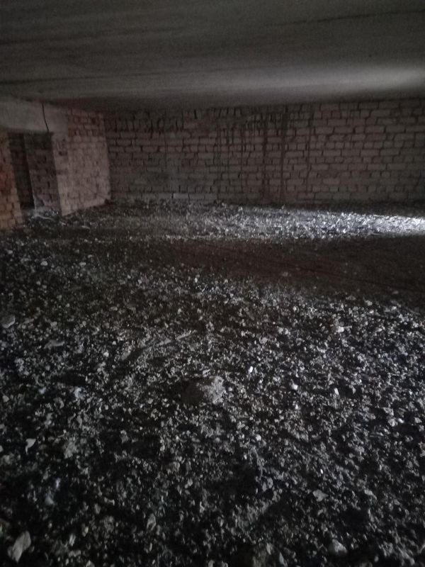 Нижегородские специалисты приступили к ремонту кровли многоквартирного дома в Харцызске Нижегородские специалисты приступили к ремонту кровли многоквартирного дома в Харцызске