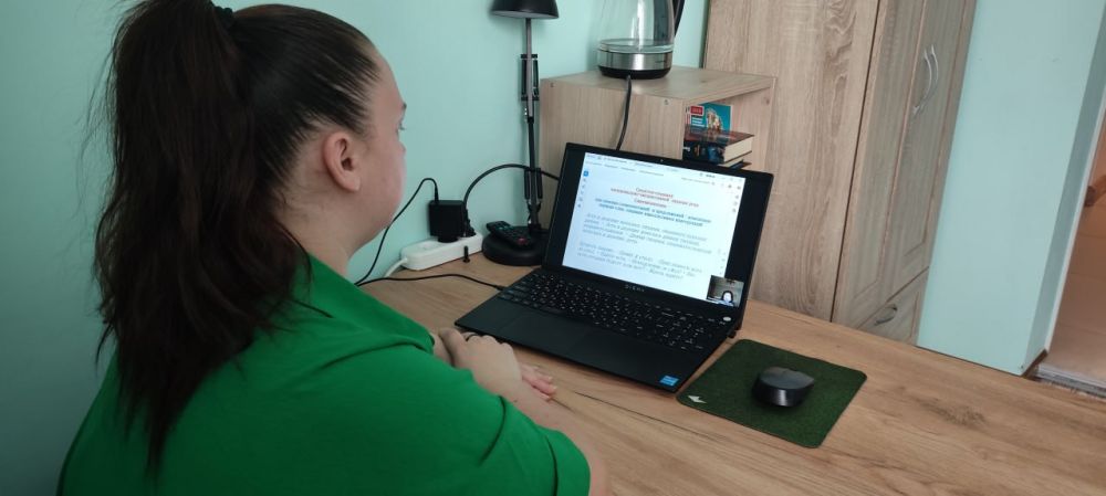 С целью непрерывного совершенствования профессионального мастерства, сотрудники Центра культуры и досуга города Дебальцево, Анна Юрьевна Швигл и Диана Сергеевна Семененко, активно включились в дистанционные курсы повышения... С целью непрерывного совершенствования профессионального мастерства, сотрудники Центра культуры и досуга города Дебальцево, Анна Юрьевна Швигл и Диана Сергеевна Семененко, активно включились в дистанционные курсы повышения...