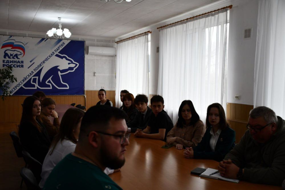 Сергей Желновач: Сегодня, 25 марта 2025 года, встретился с молодежью города Сергей Желновач: Сегодня, 25 марта 2025 года, встретился с молодежью города