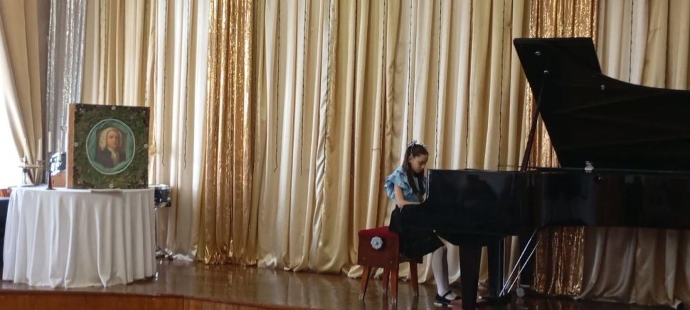 В Амвросиевской детской школе искусств состоялся открытый конкурс старинной музыки В Амвросиевской детской школе искусств состоялся открытый конкурс старинной музыки