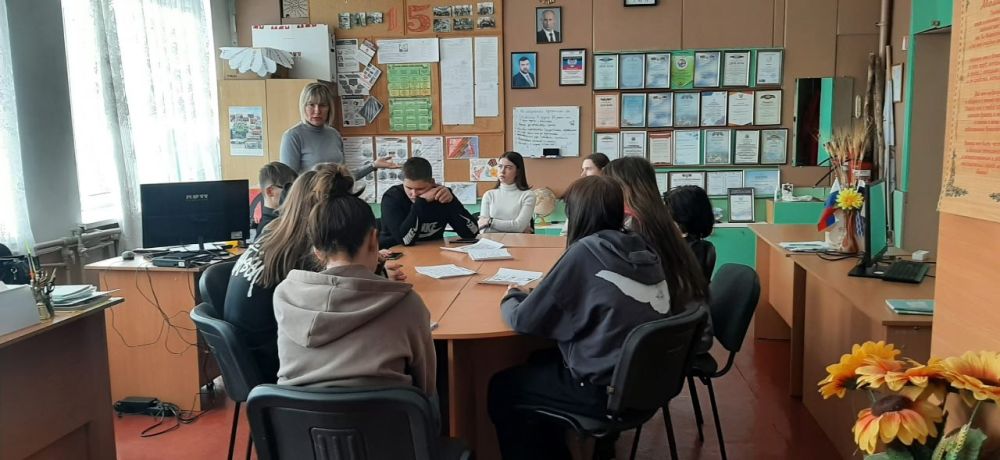 Детям Ждановки напомнили правила поведения при теракте Детям Ждановки напомнили правила поведения при теракте