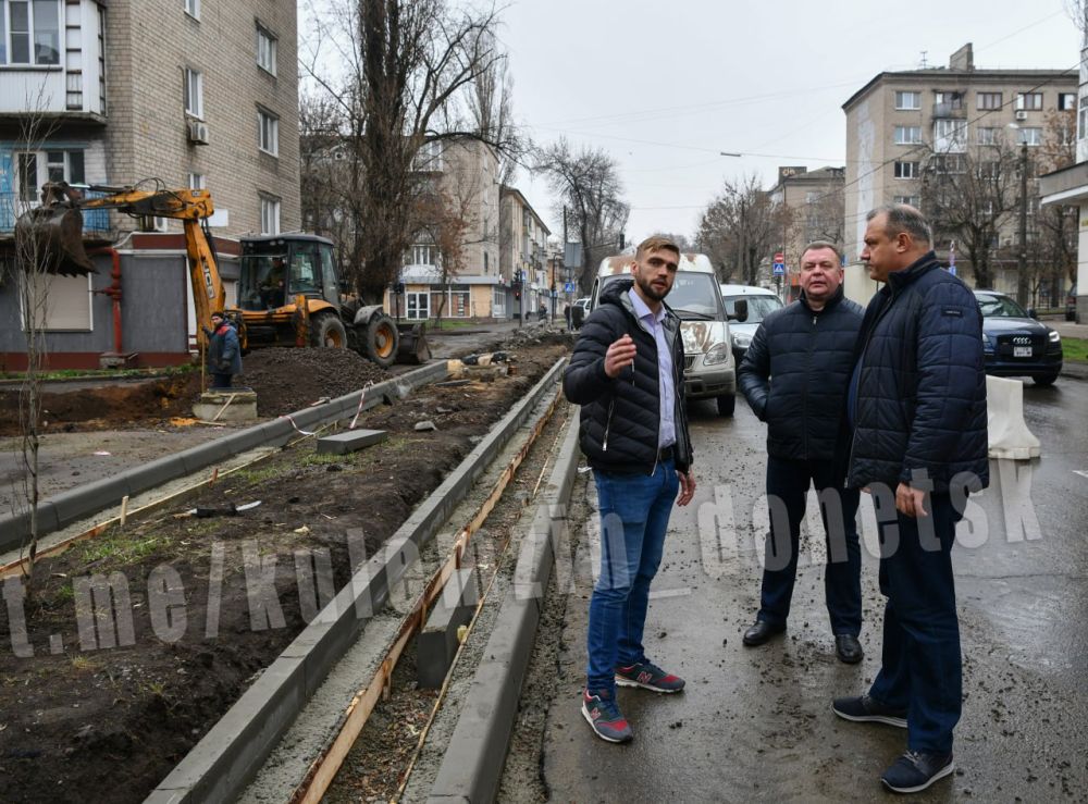 Алексей Кулемзин: Шеф-регион Москва реализует Программу по восстановлению Донецка на 2025 год Алексей Кулемзин: Шеф-регион Москва реализует Программу по восстановлению Донецка на 2025 год