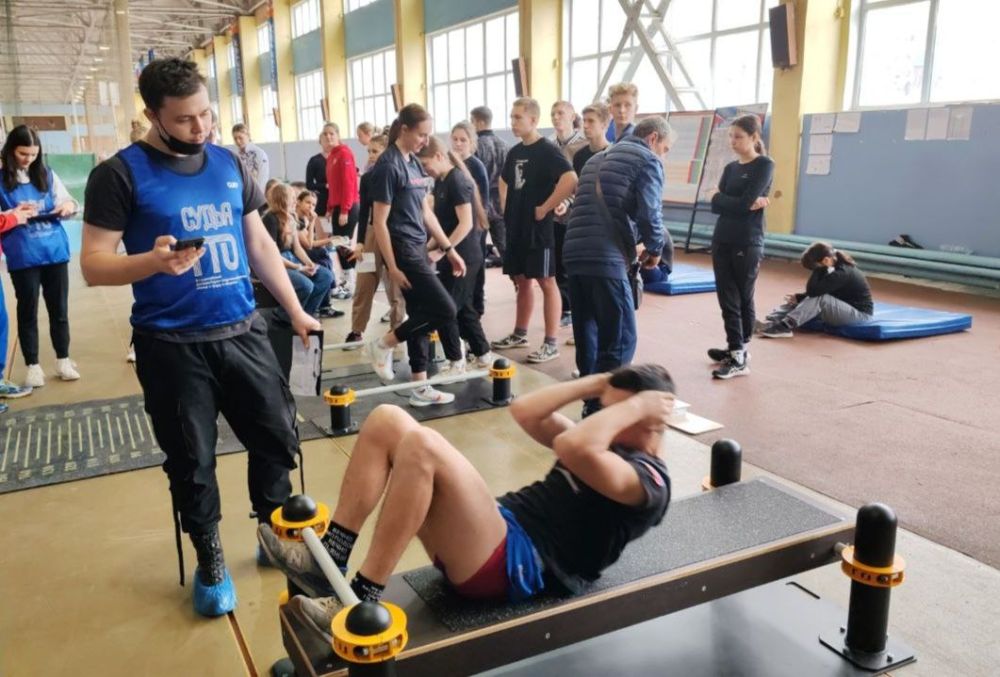 Юрий Мартынов: С 3 по 23 марта в Республике впервые прошел прием нормативов Всероссийского физкультурно-спортивного комплекса «Готов к труду и обороне» Юрий Мартынов: С 3 по 23 марта в Республике впервые прошел прием нормативов Всероссийского физкультурно-спортивного комплекса «Готов к труду и обороне»