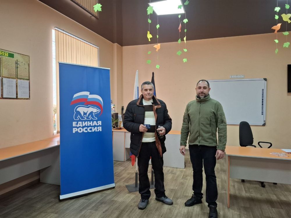 Сегодня, 26 марта, руководитель местной общественной приёмной Дебальцевского местного отделения Партии "Единая Россия" в посёлке городского типа Мироновский Россоха Анжелика совместно с начальником управления по работе с... Сегодня, 26 марта, руководитель местной общественной приёмной Дебальцевского местного отделения Партии "Единая Россия" в посёлке городского типа Мироновский Россоха Анжелика совместно с начальником управления по работе с...