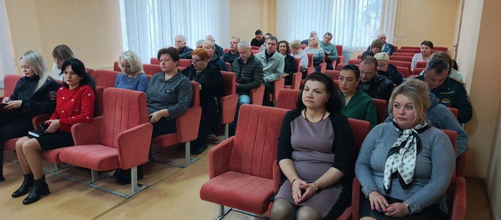 Юрий Будрин: Сегодня, 26 марта 2025 года, руководитель Управы Кировского внутригородского района Администрации городского округа Донецк ДНР Алексей Дмитрюк совместно с первым заместителем руководителя Управы Юлией... Юрий Будрин: Сегодня, 26 марта 2025 года, руководитель Управы Кировского внутригородского района Администрации городского округа Донецк ДНР Алексей Дмитрюк совместно с первым заместителем руководителя Управы Юлией...