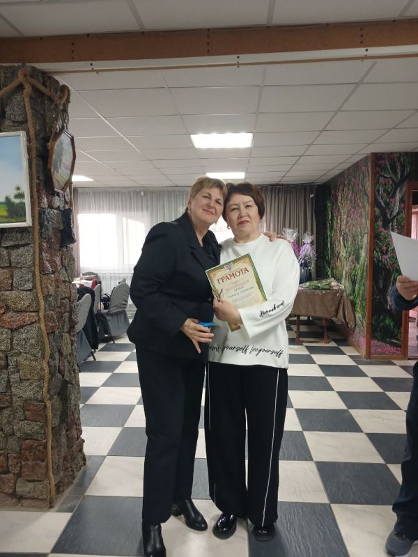 В Тельманово прошло награждение культработников В Тельманово прошло награждение культработников