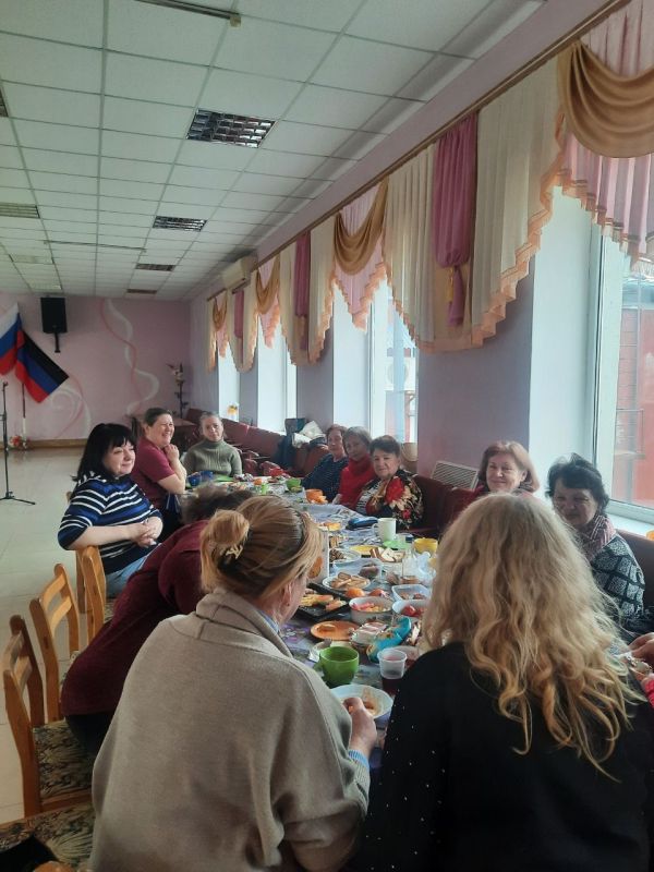 25.03.2025 в МБУ "Донской ЦКД" совместно с Донской поселковой библиотекой состоялась развлекательная программа для участников художественной самодеятельности и работников культуры - "Праздник к нам пришел!" 25.03.2025 в МБУ "Донской ЦКД" совместно с Донской поселковой библиотекой состоялась развлекательная программа для участников художественной самодеятельности и работников культуры - "Праздник к нам пришел!"
