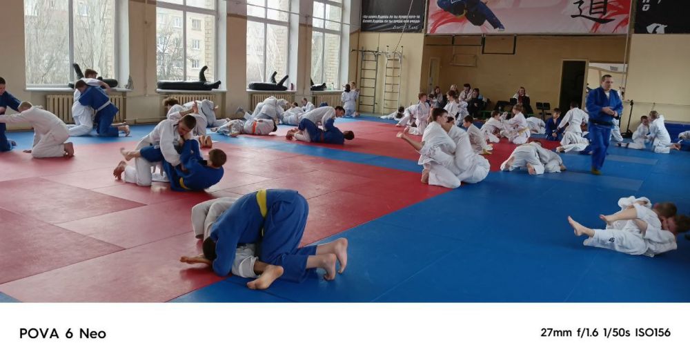Вчера, 25 марта в рамках партийного проекта Всероссийской политической партии «ЕДИНАЯ РОССИЯ» «Za Самбо» прошел день борьбы, в котором Вчера, 25 марта в рамках партийного проекта Всероссийской политической партии «ЕДИНАЯ РОССИЯ» «Za Самбо» прошел день борьбы, в котором