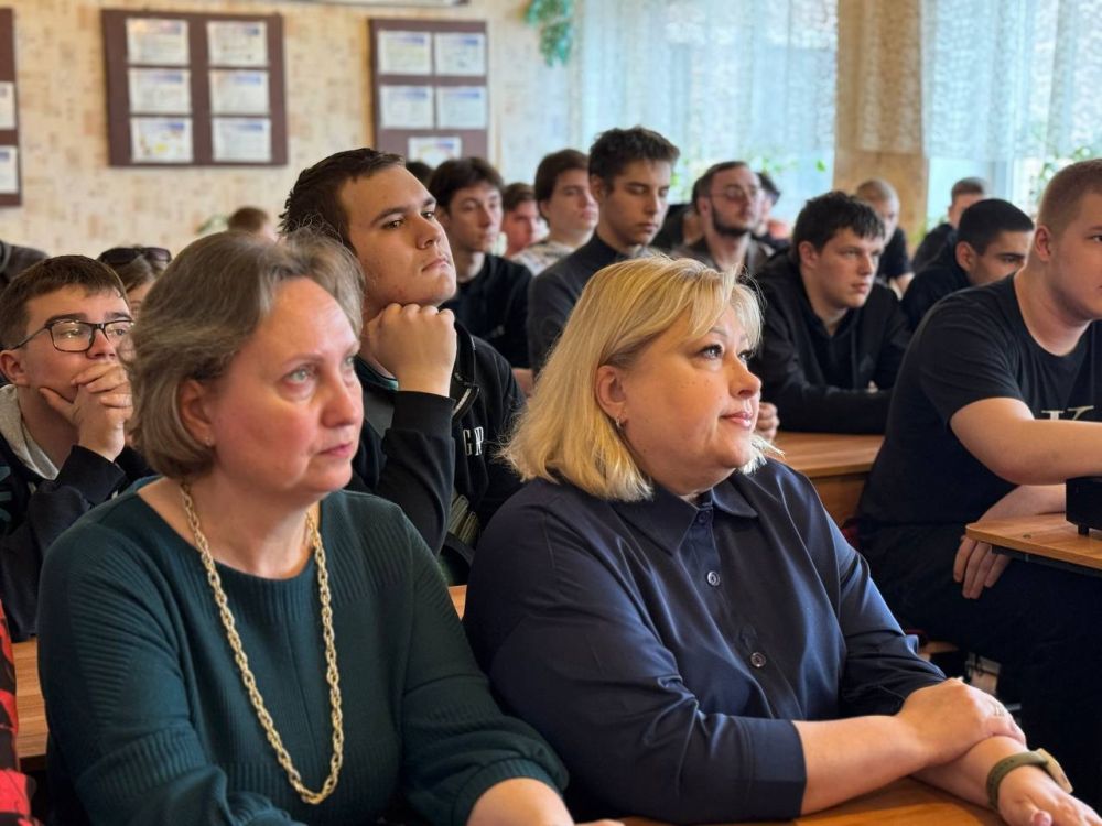 Сегодня 26 марта 2025 года Управа Ленинского района совместно с сотрудником отдела исполнения наказаний применения иных мер уголовно-правового характера ФКУ УИИ ГУФСИН России по Донецкой Народной Республике, а также со... Сегодня 26 марта 2025 года Управа Ленинского района совместно с сотрудником отдела исполнения наказаний применения иных мер уголовно-правового характера ФКУ УИИ ГУФСИН России по Донецкой Народной Республике, а также со...