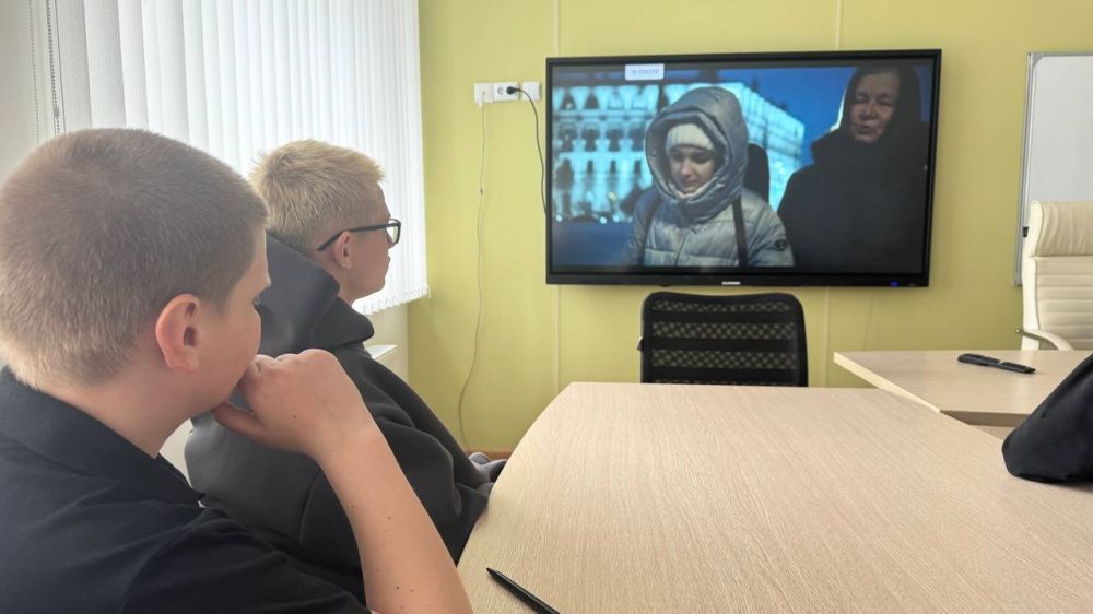В Тельманово учащиеся просмотрели тематический фильм о блокадном Ленинграде В Тельманово учащиеся просмотрели тематический фильм о блокадном Ленинграде