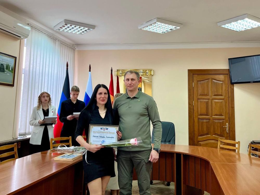 Александр Шатов поздравил работников культуры округа с профессиональным праздником Александр Шатов поздравил работников культуры округа с профессиональным праздником