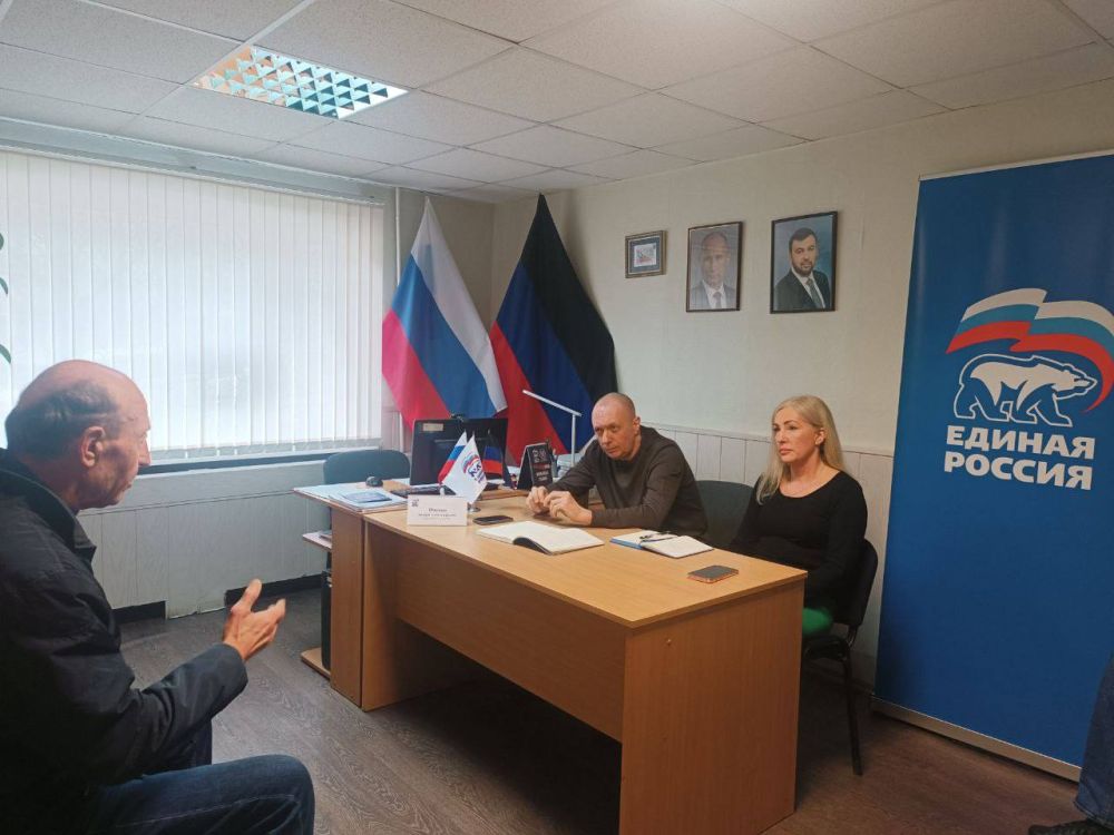 В Снежном прошел приём депутата Народного Совета ДНР В Снежном прошел приём депутата Народного Совета ДНР
