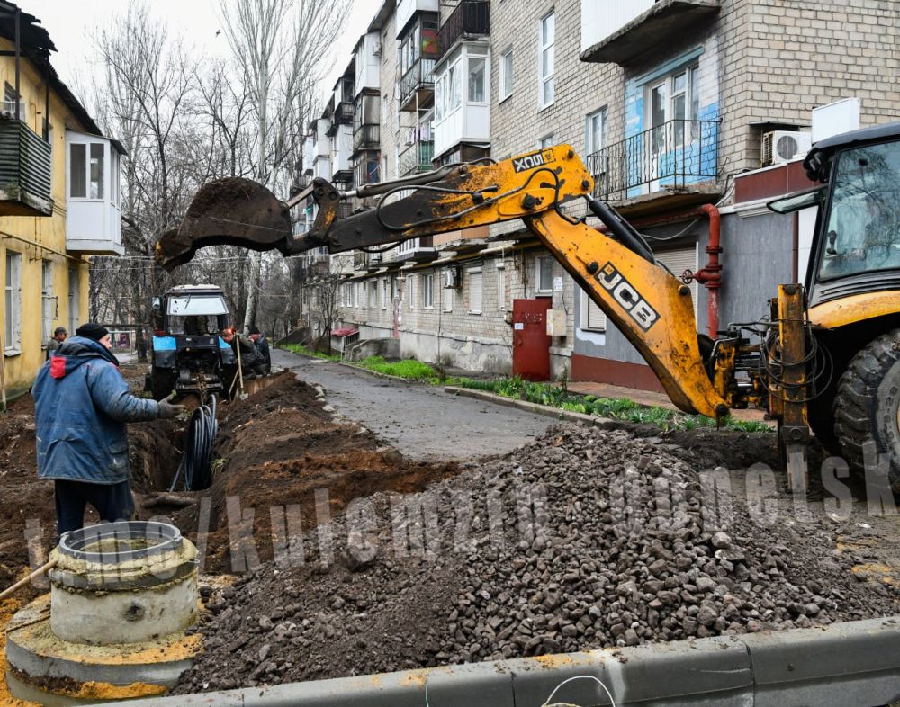 Алексей Кулемзин: Шеф-регион Москва реализует Программу по восстановлению Донецка на 2025 год Алексей Кулемзин: Шеф-регион Москва реализует Программу по восстановлению Донецка на 2025 год