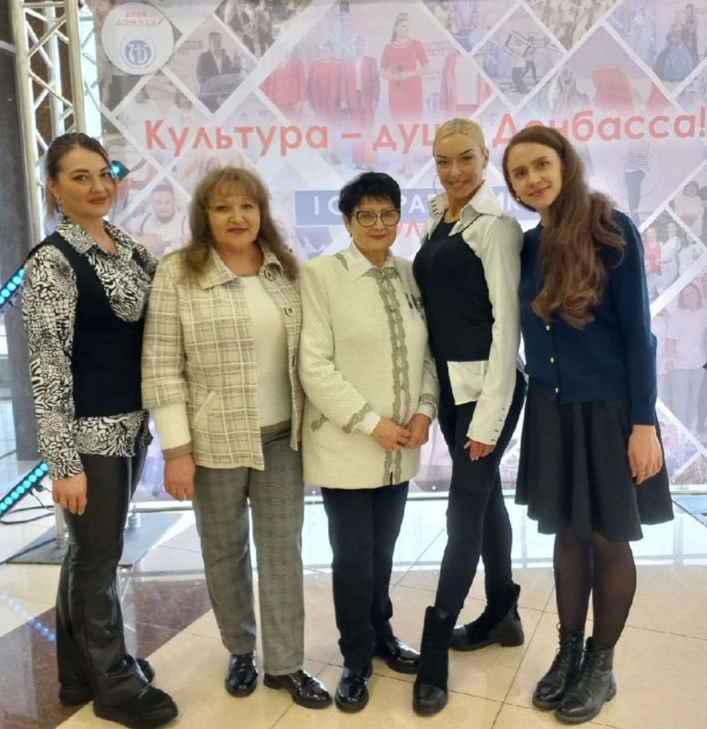 Союзница из Горловки отмечена наградой Главы Республики Союзница из Горловки отмечена наградой Главы Республики