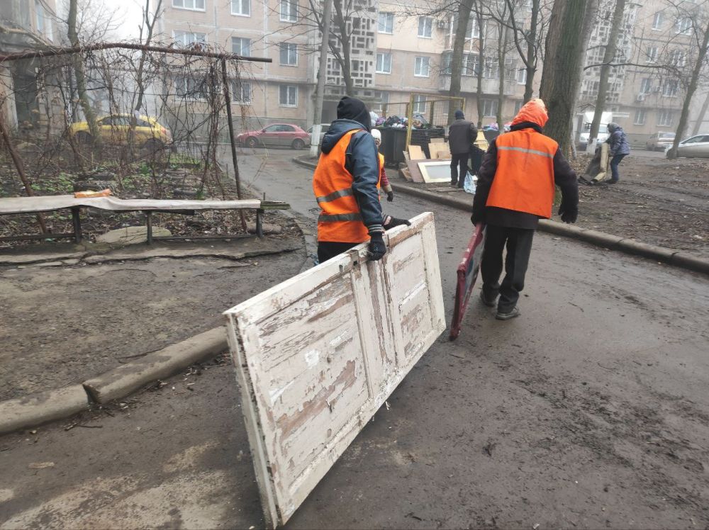 Юрий Будрин: Сегодня, 27.03.2025, в рамках проекта «Городская среда», реализуемого Всероссийской политической партией Единая Россиясотрудники Управления эксплуатации жилого фонда ООО "Текстильщик -2015" приняли участие в... Юрий Будрин: Сегодня, 27.03.2025, в рамках проекта «Городская среда», реализуемого Всероссийской политической партией Единая Россиясотрудники Управления эксплуатации жилого фонда ООО "Текстильщик -2015" приняли участие в...
