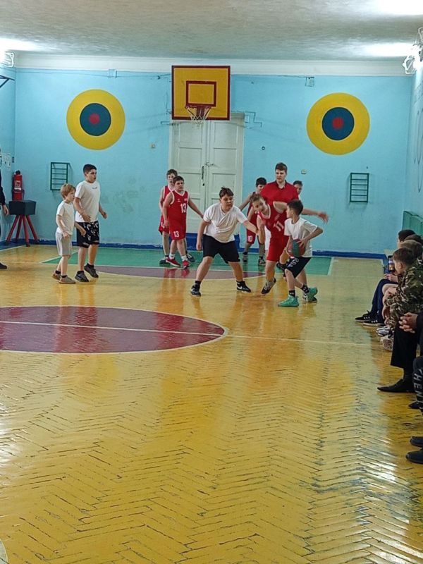 Вчера, 26 марта в спортивном зале ГБОУ «СШ №2 г.о. Харцызск» проходило Открытое Первенство МБУ ДО СШ № 2 г. Харцызска по баскетболу среди мальчиков и девочек 2013 г.р. и младше. Команде нашей школы противостояла команда из... Вчера, 26 марта в спортивном зале ГБОУ «СШ №2 г.о. Харцызск» проходило Открытое Первенство МБУ ДО СШ № 2 г. Харцызска по баскетболу среди мальчиков и девочек 2013 г.р. и младше. Команде нашей школы противостояла команда из...