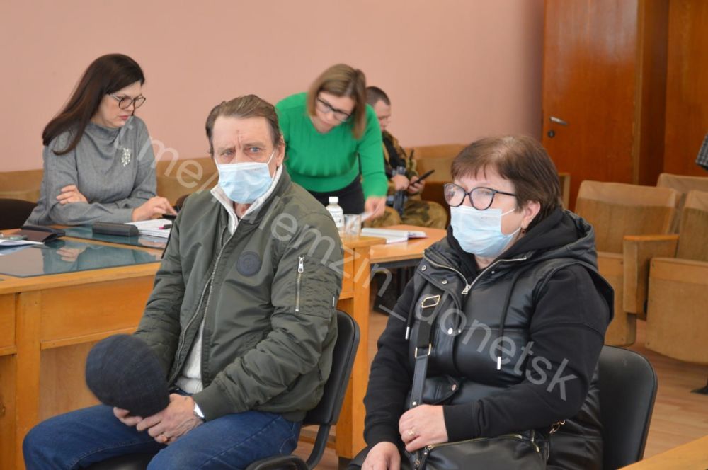 Алексей Кулемзин: Сегодня в общественной приёмной партии «Единая Россия» провёл приём граждан Алексей Кулемзин: Сегодня в общественной приёмной партии «Единая Россия» провёл приём граждан