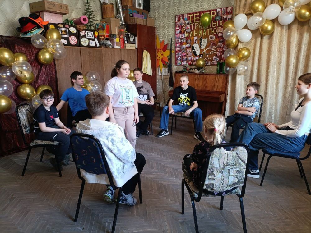 Мероприятие к Международному дню театра Мероприятие к Международному дню театра