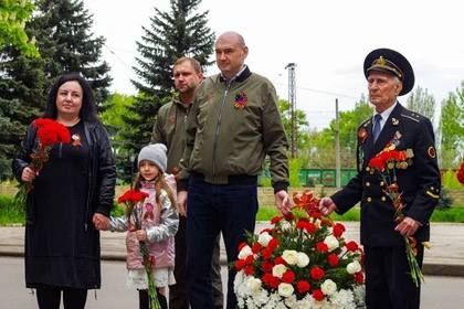 «Я оставляю здесь частицу своей души»: Евгений Солнцев, покидая пост премьер-министра ДНР, назвал Донбасс вторым домом «Я оставляю здесь частицу своей души»: Евгений Солнцев, покидая пост премьер-министра ДНР, назвал Донбасс вторым домом