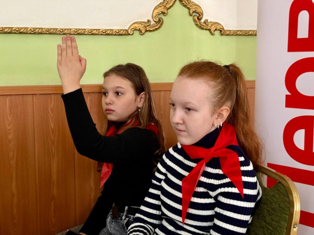 Енакиево: Когда молодежь и активизм встречаются на одной волне! Енакиево: Когда молодежь и активизм встречаются на одной волне!
