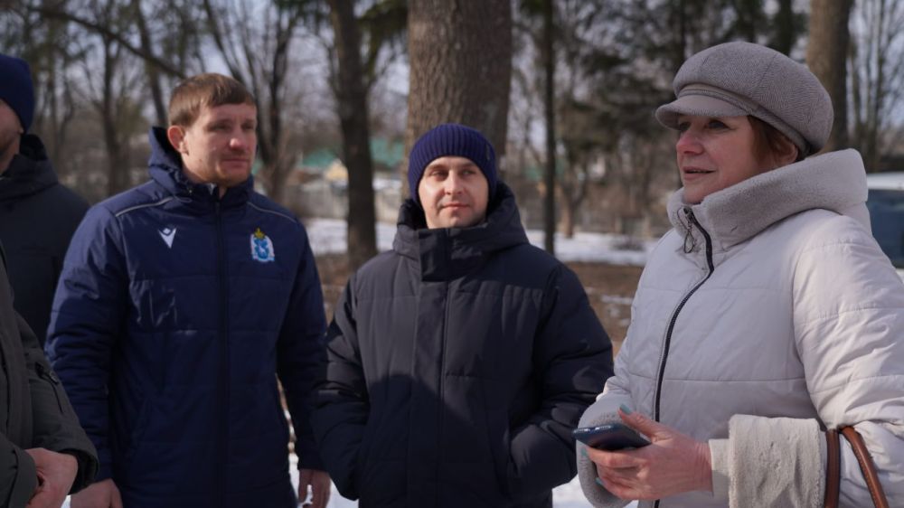 Ямальцы передали оборудование Волновахскому лесному колледжу Ямальцы передали оборудование Волновахскому лесному колледжу