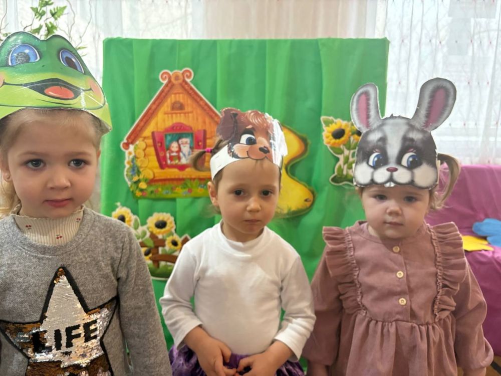 В Снежном прошла череда мероприятий ко Всемирному дню театра В Снежном прошла череда мероприятий ко Всемирному дню театра
