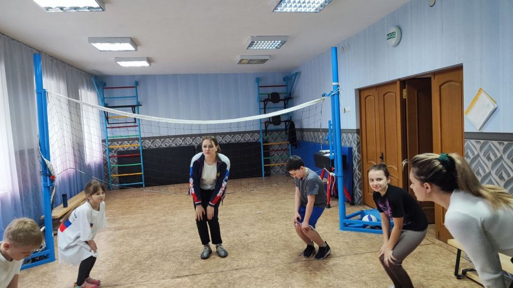 В школе Ждановки прошли соревнования по пионерболу В школе Ждановки прошли соревнования по пионерболу