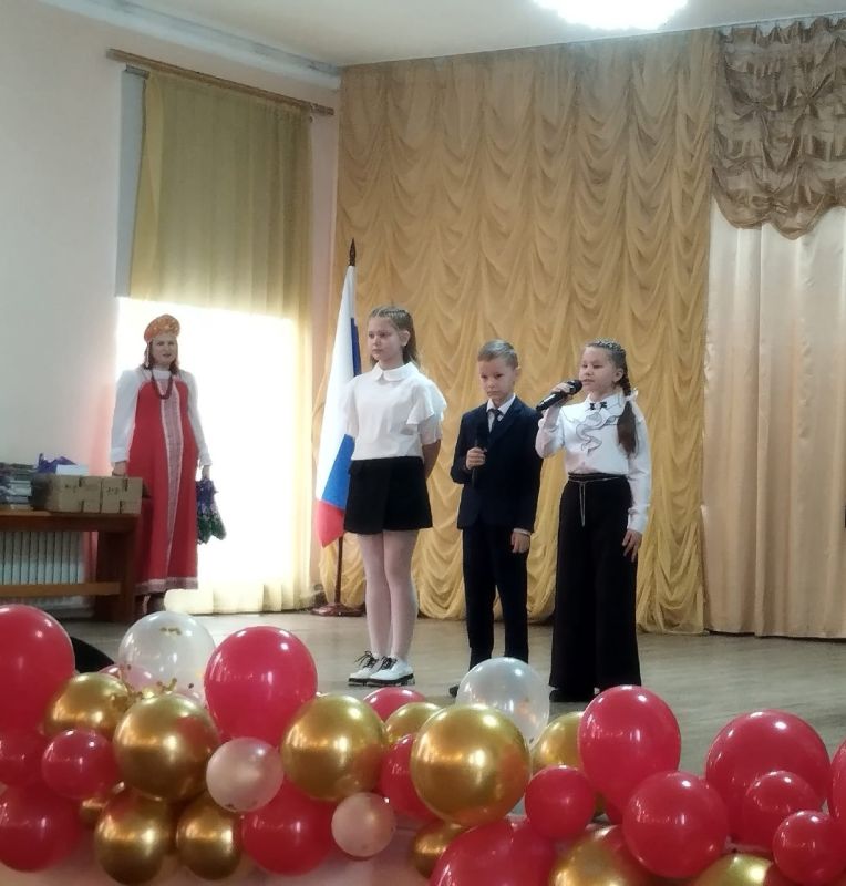В школе искусств Шахтерска прошел праздник в рамках Недели детской книги В школе искусств Шахтерска прошел праздник в рамках Недели детской книги